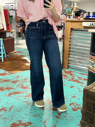 Two Pocket High Rise Flare Jeans