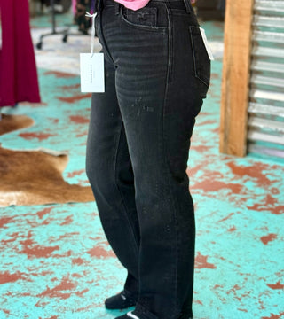 Mid Rise Black Ankle Straight Jeans