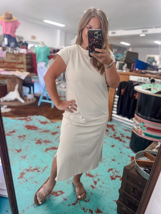 Round Neck Midi Dress