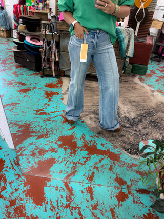 Wide Mid Rise Front Patch Jeans
