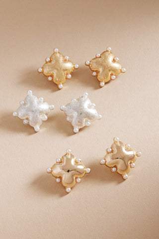 Pearl Clover Post Earrings